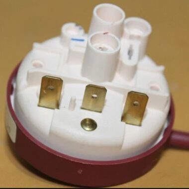 674000302021 PRESSURE SWITCH